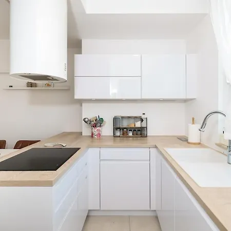 Apartment Two Bedroom Near Lidl *