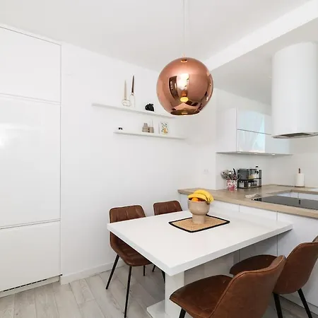 Two Bedroom Near Lidl